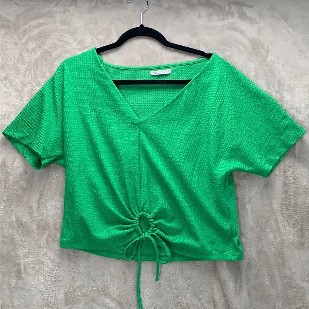 ZARA | LARGE WOMENS | CROP TIE FRONT BLOUSE in GREEN